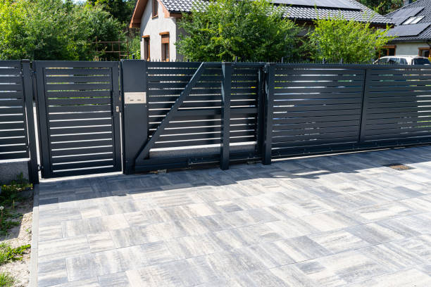 Best Decorative Driveway Pavers  in Lincolndale, NY